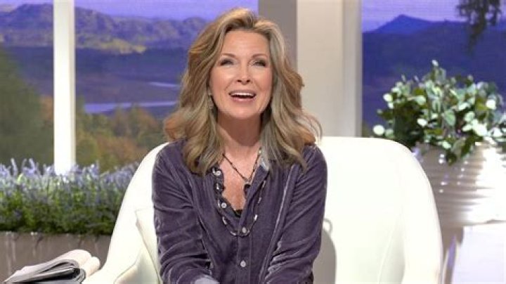 Sandra Crouch Net Worth