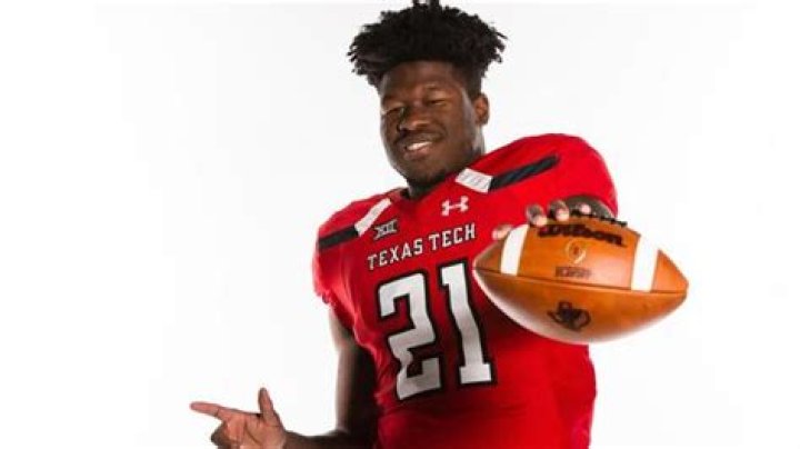 
SaRodorick Thompson Height, Weight, Net Worth, Age, Birthday, Wikipedia, Who, Nationality, Biography 