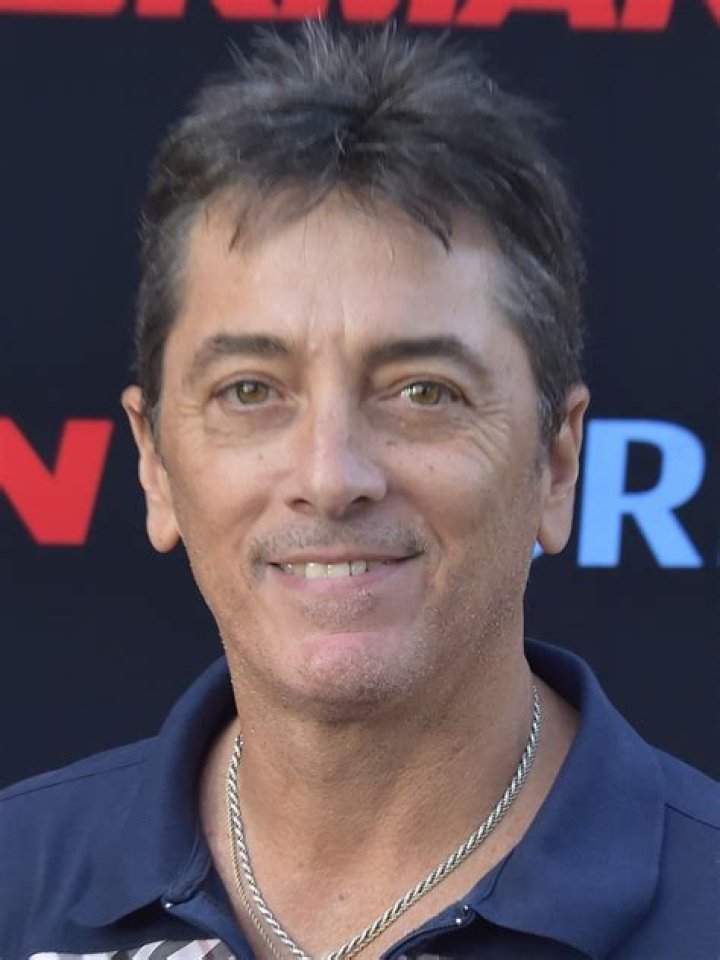 Scott Baio Height, Weight, Body Measurements, Shoe Size