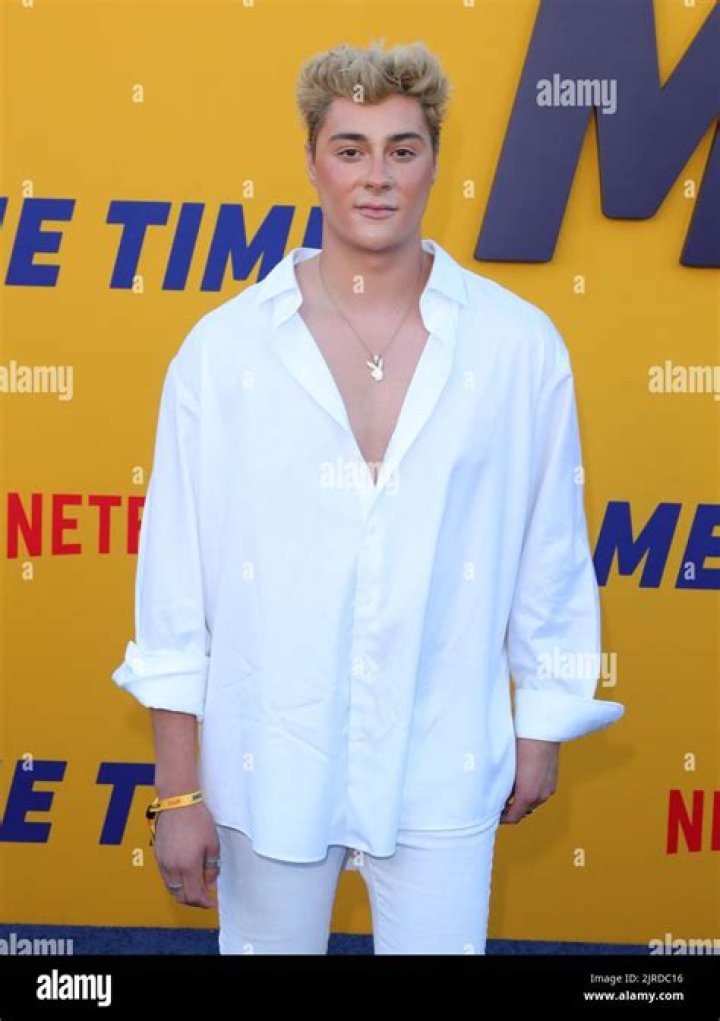 Sebastian Bails Wiki, Biography, Age, Height, Weight, Dating, Girlfriend