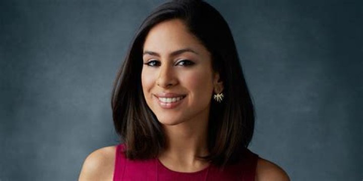 
Seema Mody from CNBC Bio: Age, Married, Husband, Education, Body 