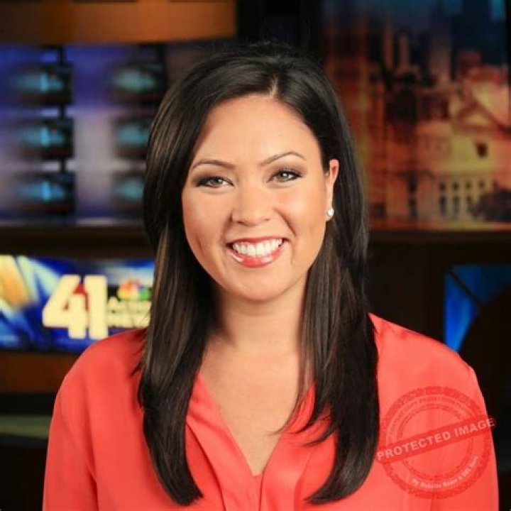 
Shannon Halligan Height, Weight, Net Worth, Age, Wiki, Who, Instagram, Biography 