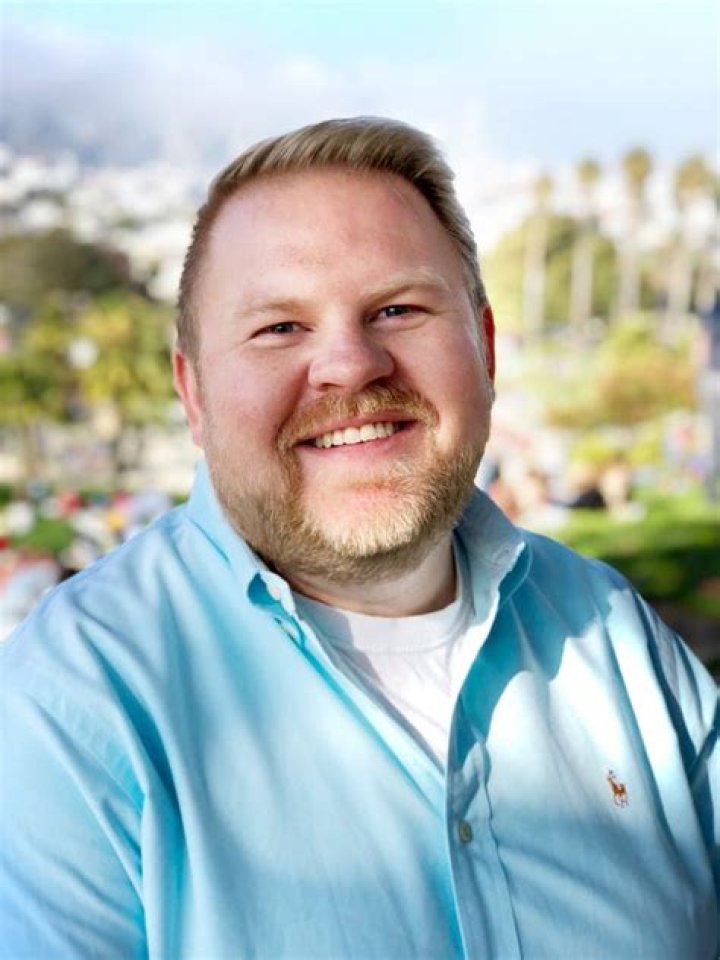 Shaun R Varsos Facts, Age, Birthday, Wikipedia, Who, Nationality, Biography