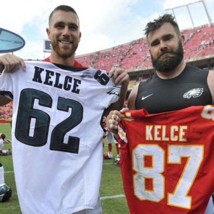Shawn Kelce Girlfriend | Is He Dating Anyone | Relationship And Family