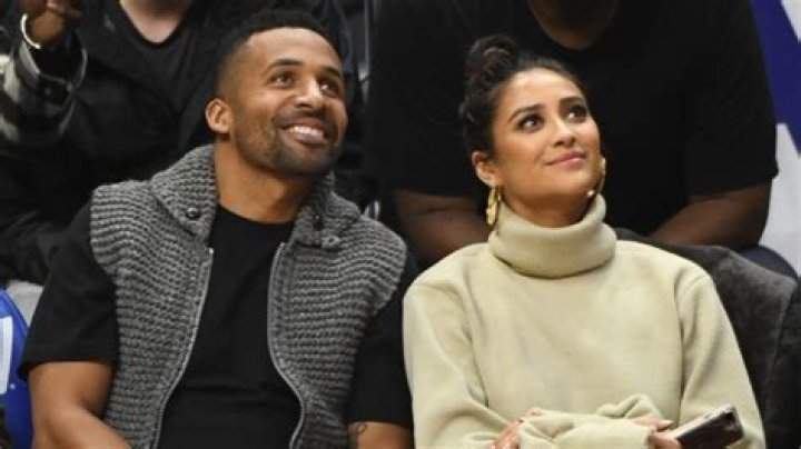 Shay Mitchell Husband: Is She Married To Her Freund Matte Babel? Kids And Net Worth