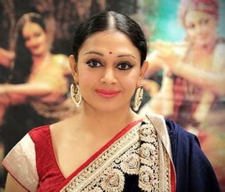 Shobana Net Worth