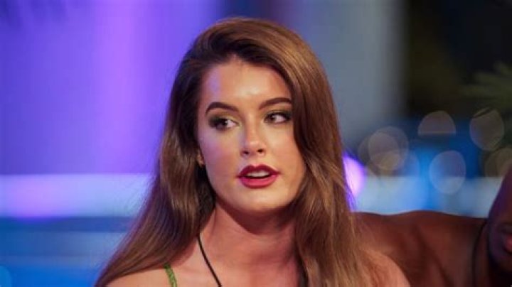 Sophie Stonehouse Height, Weight, Net Worth, Age, Birthday, Wikipedia, Who, Instagram, Biography