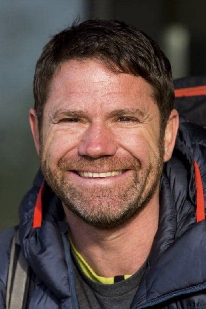 
Steve Backshall Height, Weight, Net Worth, Age, Birthday, Wikipedia, Who, Nationality, Biography 