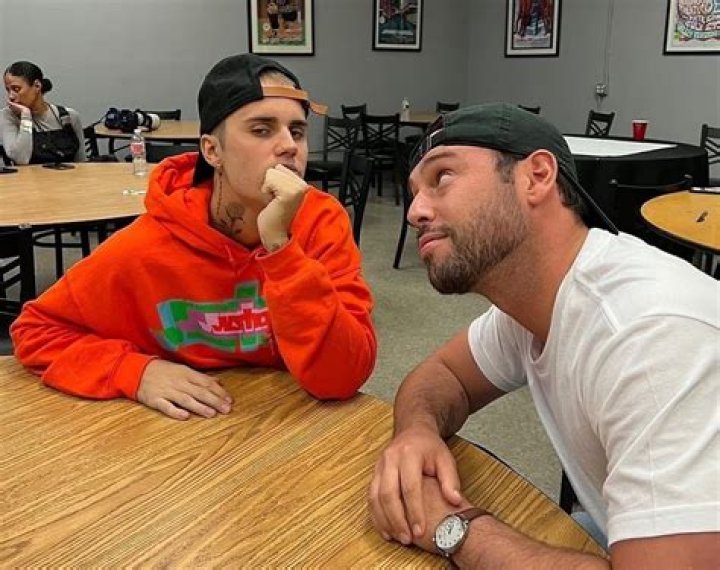 
Steve Braun Height, Weight, Net Worth, Age, Birthday, Wikipedia, Who, Instagram, Biography 