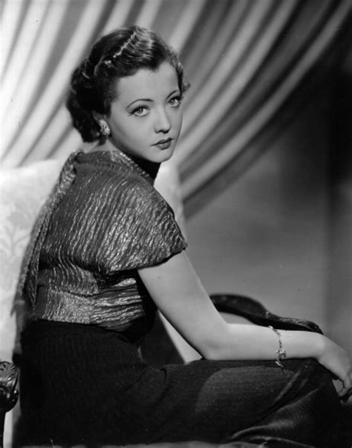 Sylvia Sidney Net Worth