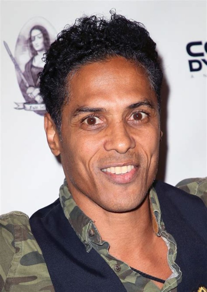 Taimak Bio, Married, Wife, Net Worth, Salary, Earnings, Height, Wiki-Bio