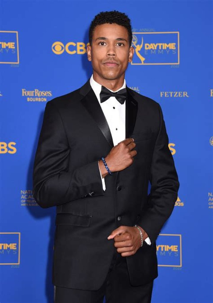 Tajh Bellow Net Worth