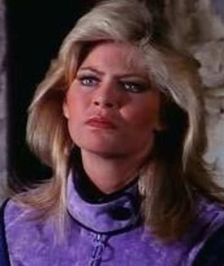 Tara Buckman Net Worth