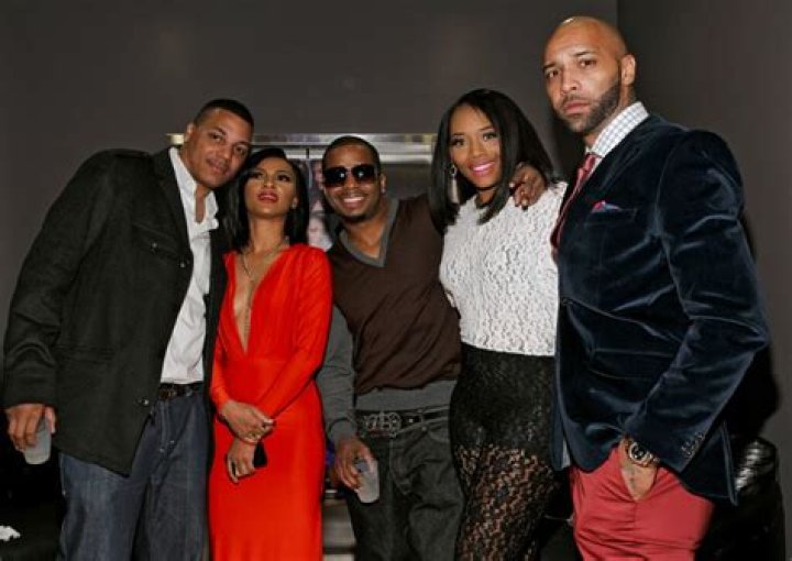 Tara Wallace Net Worth