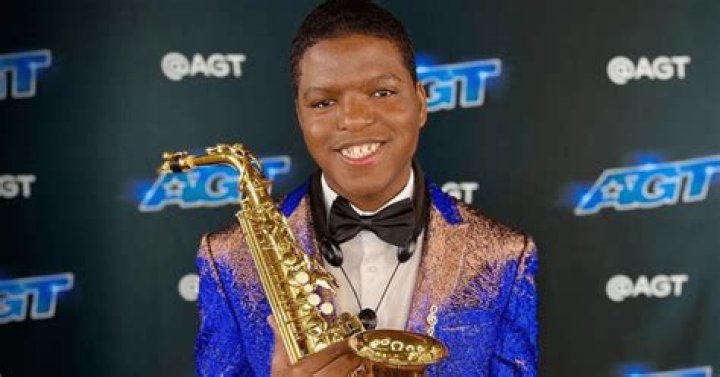 The 21-Year-Old Saxophonist Avery Dixon Won Golden Buzzer On AGT From Terry!