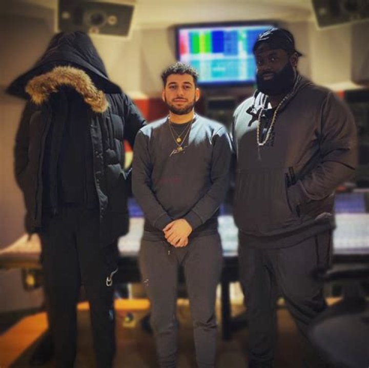 
The Internet Reacts RatedeEpicz Face Reveal 