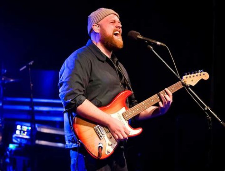 Tom Walker Net Worth