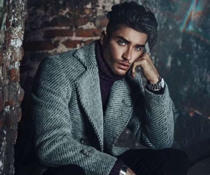 
Toni Mahfud Height, Weight, Net Worth, Age, Birthday, Wikipedia, Who, Nationality, Biography 