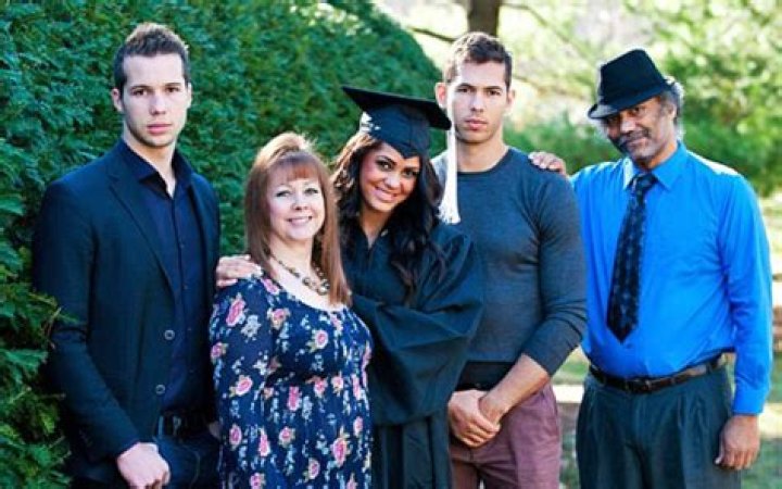 Tristan Tate Wife: Is He Married? Relationship Timeline With Bianca Dragusanu