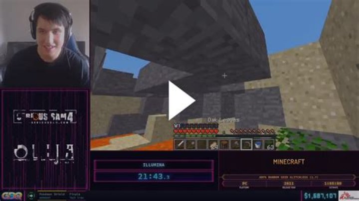 Twitch: Illumina Minecraft Age, Face Reveal, Merch Wiki & Net Worth