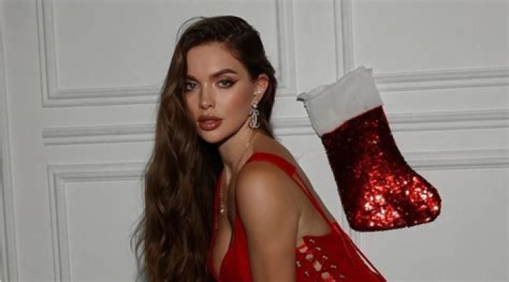 Viki Height, Weight, Net Worth, Age, Birthday, Wikipedia, Who, Nationality, Biography