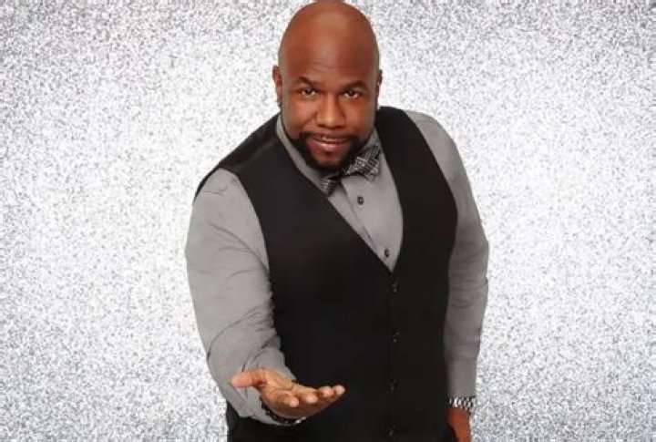 Wanya Morris Net Worth