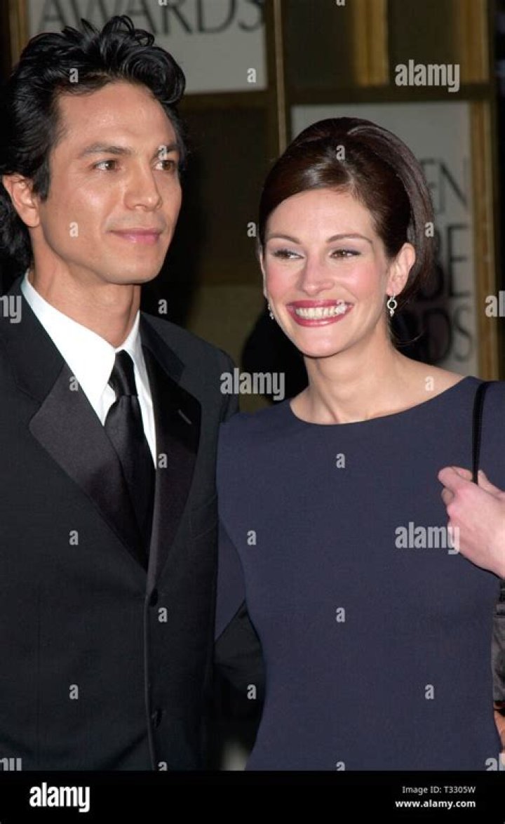 What happened to Benjamin Bratt and Julia Roberts?