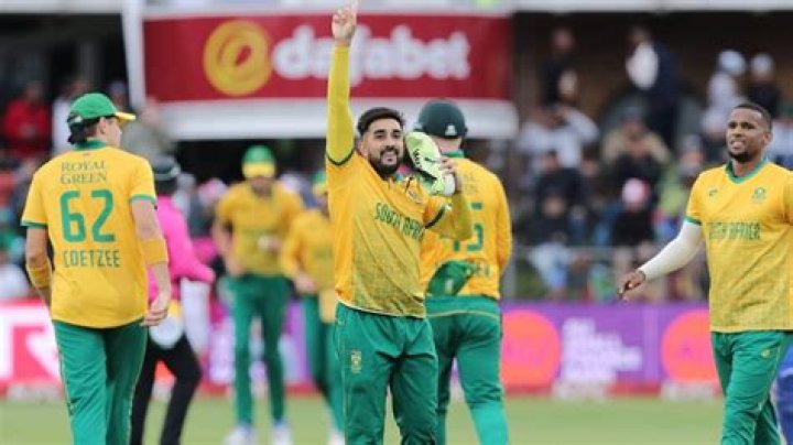 What Is Tabraiz Shamsi Religion? More On The Cricketer Parents And Origin