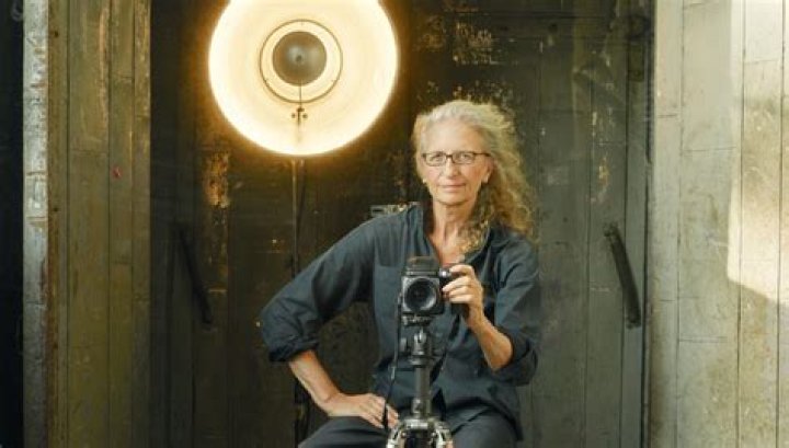 What is the most famous Annie Leibovitz photo?