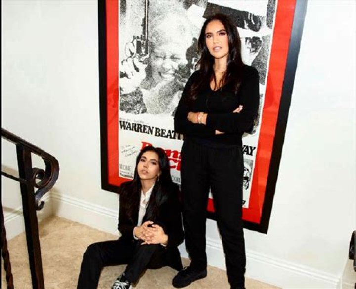 
Who Are Noor Alfallah Parents? Ethnicity And Siblings Revealed 