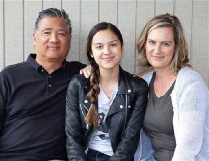 Who Are Olivia Rodrigo Parents? Ethnicity And Nationality