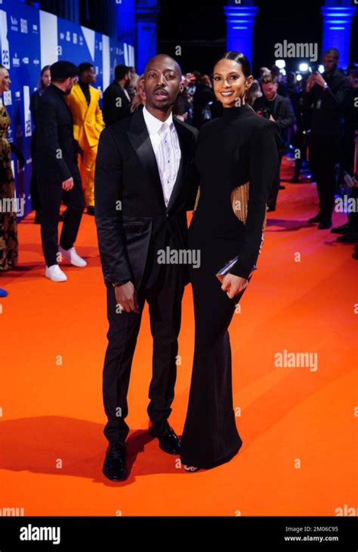 Who is Alexa Dixon’s husband Azuka Ononye? What does Azuka Ononye do?