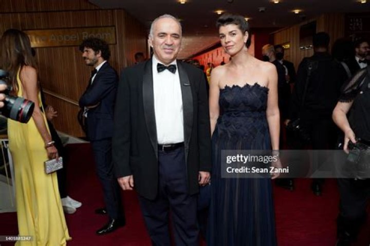 Who Is Daria Tarasova- Garry Kasparov Wife? People Are Curious About The Chess Grandmaster Net Worth