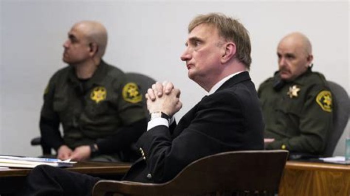 Who is Dr Scott Green Sacramento? Surgeon on Trail while operating