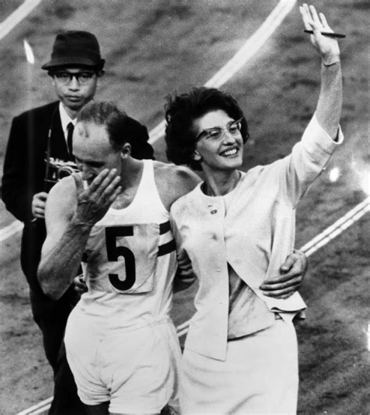 
Who is Ken Matthews wife? 