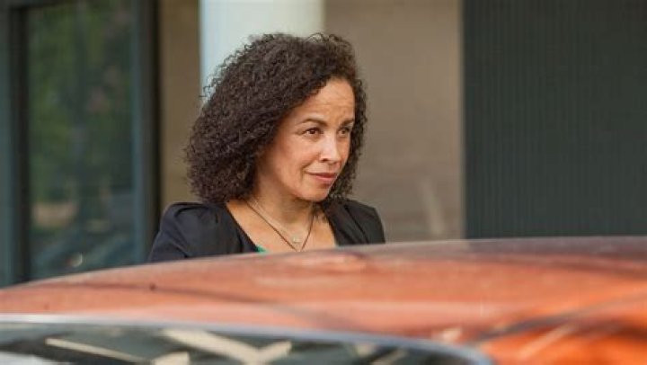 Who Is Rae Dawn Chong? Her Spouse, Mother & Net Worth