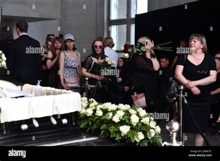 
Who Is Svetlana Shatunova? Yuri Shatunov Wife As Singer Died From Heart Attack 