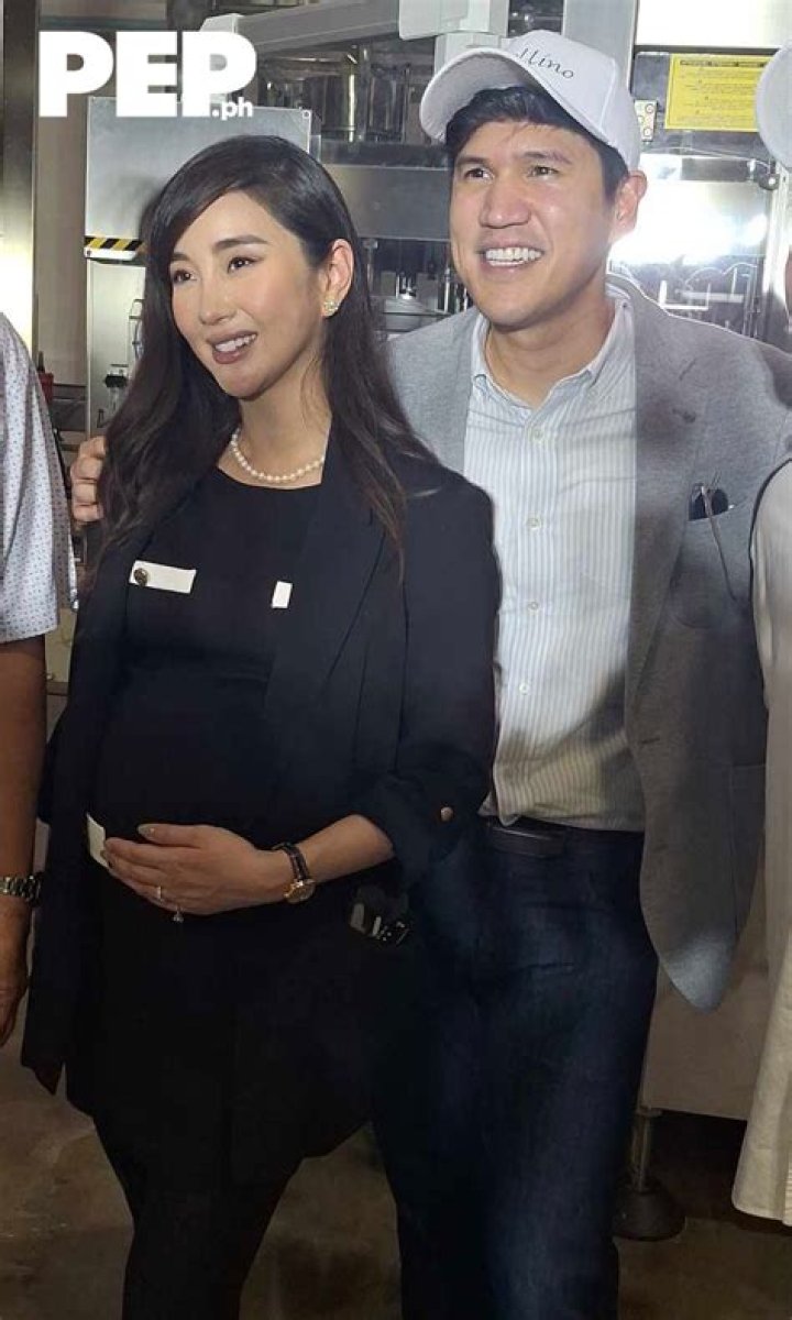 Wil Dasovich Bio, Wiki, Age, Wife, Alodia Gosiengfiao, Height, and Net Worth