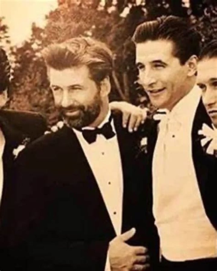 William Baldwin Height, Weight, Net Worth, Age, Birthday, Wikipedia, Who, Instagram, Biography