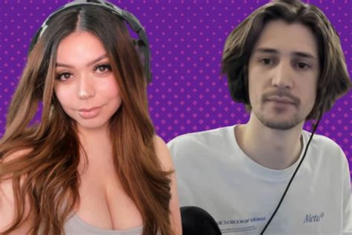 xQc (Twitch Star) Wiki, Bio, Height, Weight, Affair, Dating, Net Worth, Girlfriend, Career, Family, Facts