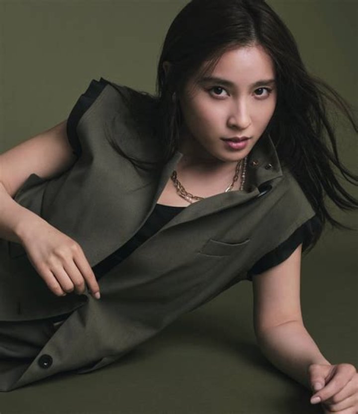 
Yoshida Soyoka Height, Age, Who, Boyfriend, Biography, Wiki, Net Worth 