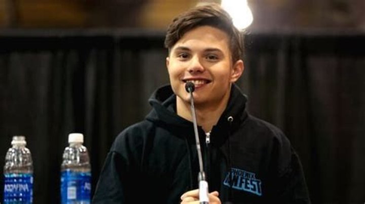 Zach Callison Net Worth, Income, Salary, Earnings, Biography